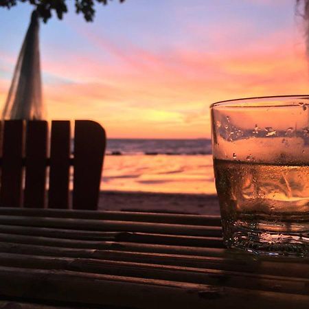 Rann Chalet Beach Side Koh Lanta Exterior foto