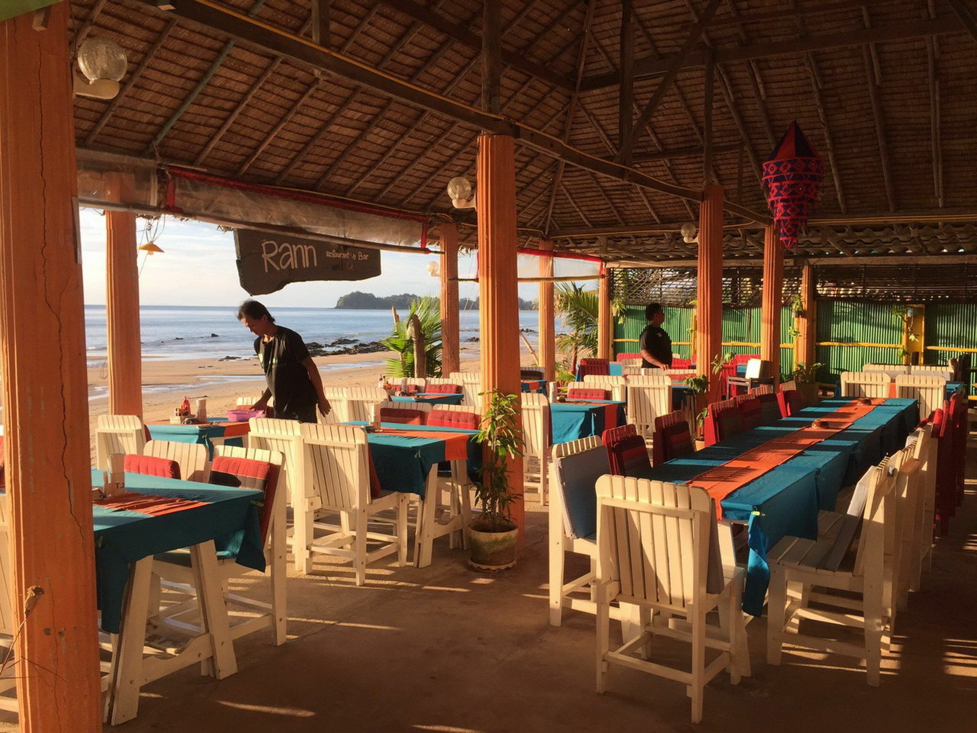 Rann Chalet Beach Side Koh Lanta Exterior foto